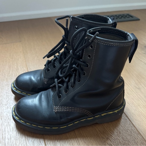 Dr Martens Vintage Made In England 1460 Combat Boots - Ladies Size 5 (UK 3) - Picture 1 of 12